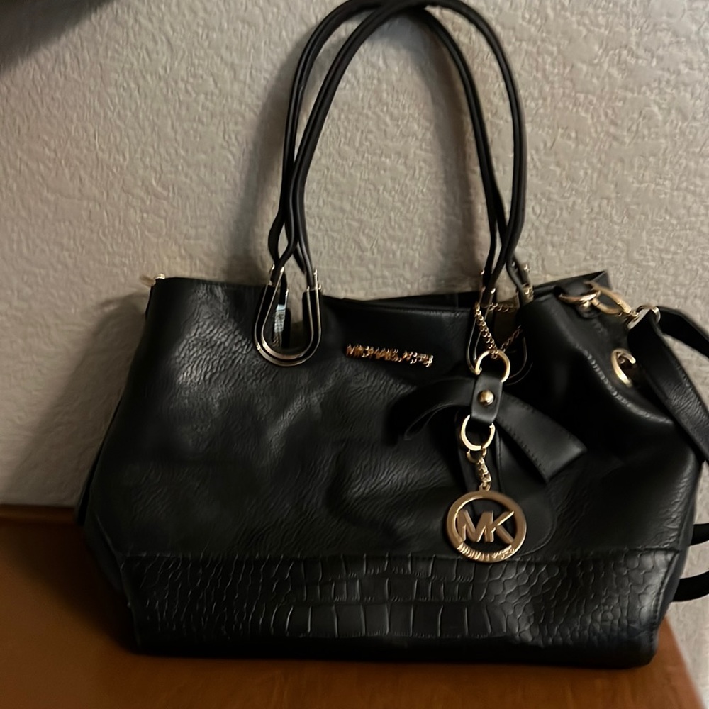 Michael Kors leather tote/purse